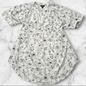 a.n.a. Short Sleev3 Woman's Floral Print Blouse Shirt Top Size Medium (M) E21